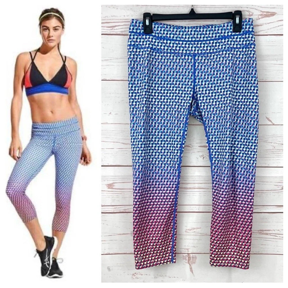 Athleta Vivid Sonar Capri Ombre geometric Leggings size small